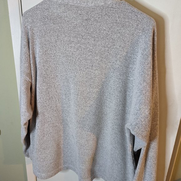 Tahoe Activewear Sweater - Picture 3 of 3